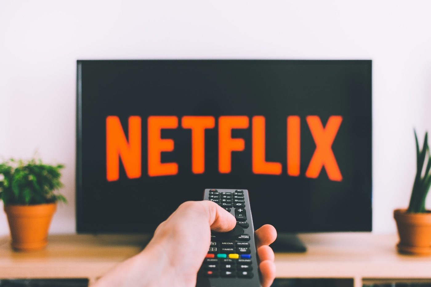 01net早晨：Netflix變相漲價、藍牙大瑕疵、Game Pass廣告