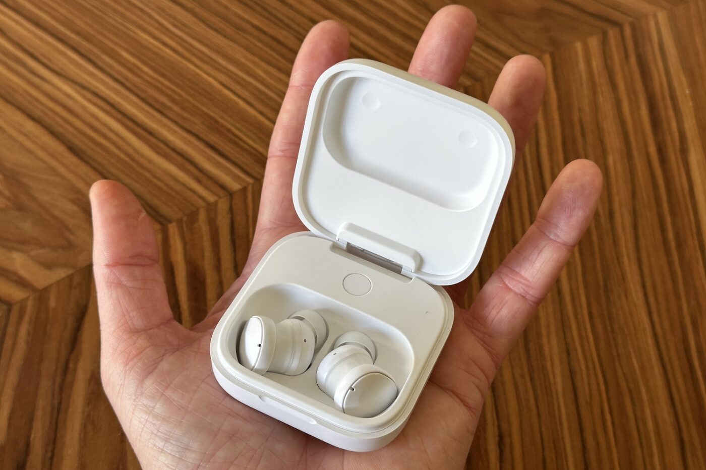 FairPhone Fairbuds กับ Google Pixel Buds Pro