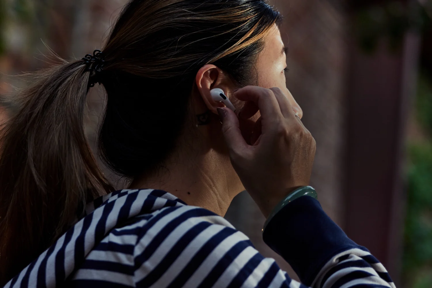 苹果正准备降低 AirPods 的价格