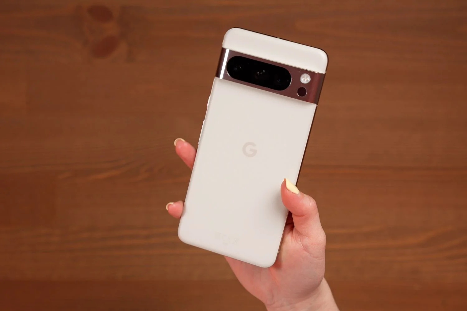 該商家以令人難以置信的價格出售 Google Pixel 8 Pro