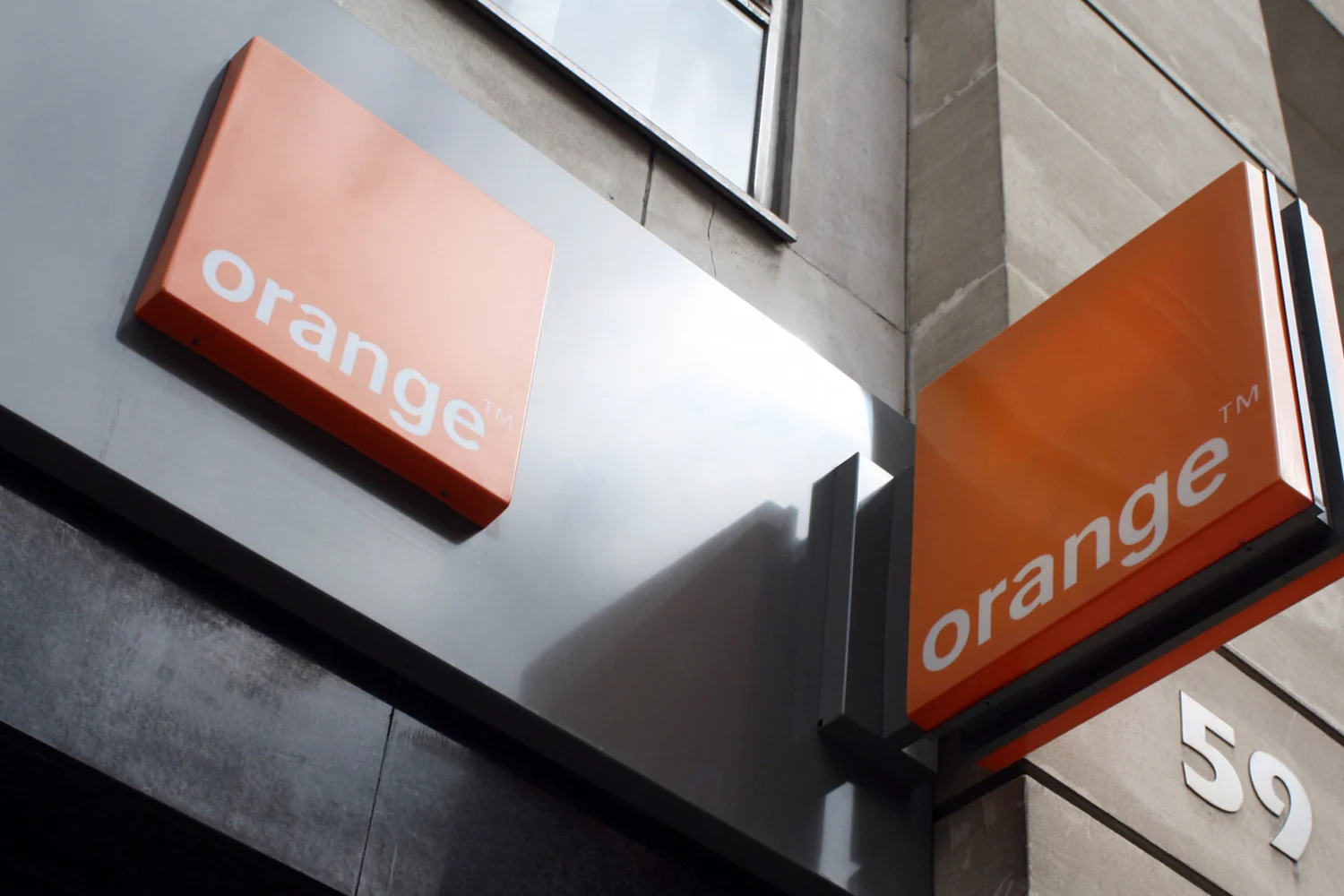 Orange 推出针对法国网络攻击爆发的免费解决方案