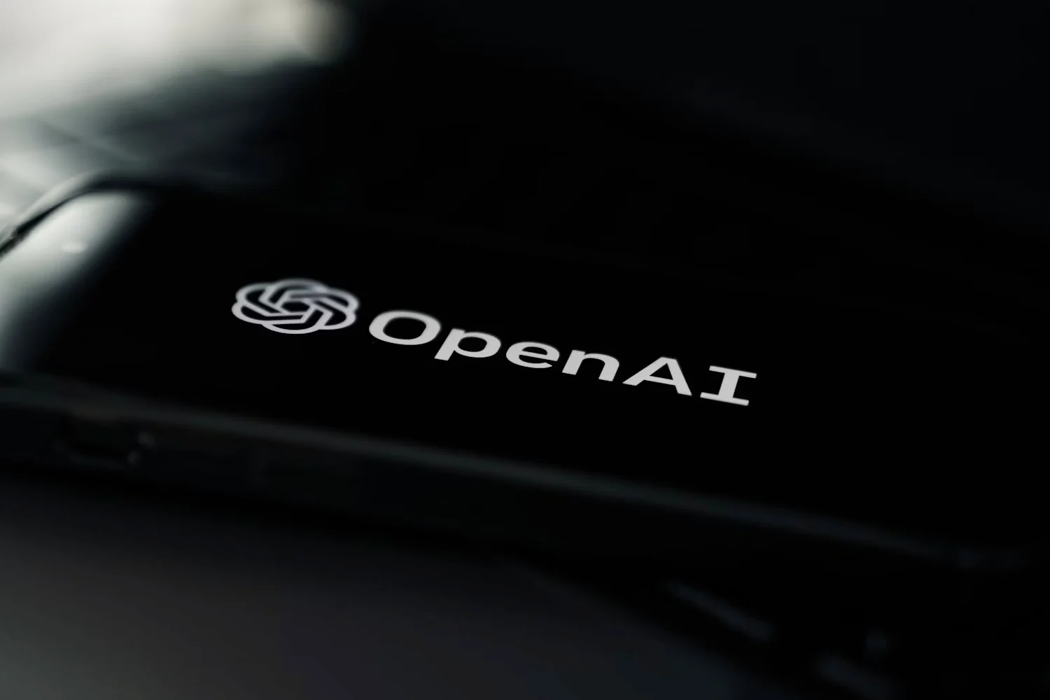 OpenAI，一个非盈利协会？不会太久